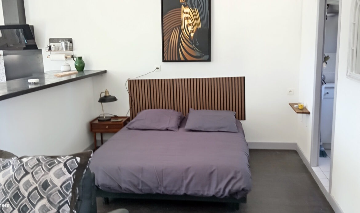 Coin chambre du studio